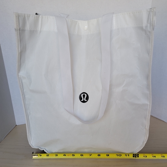 Lululemon Large Black And White Reusable Shopping Tote Bag - Picture 8 of 11